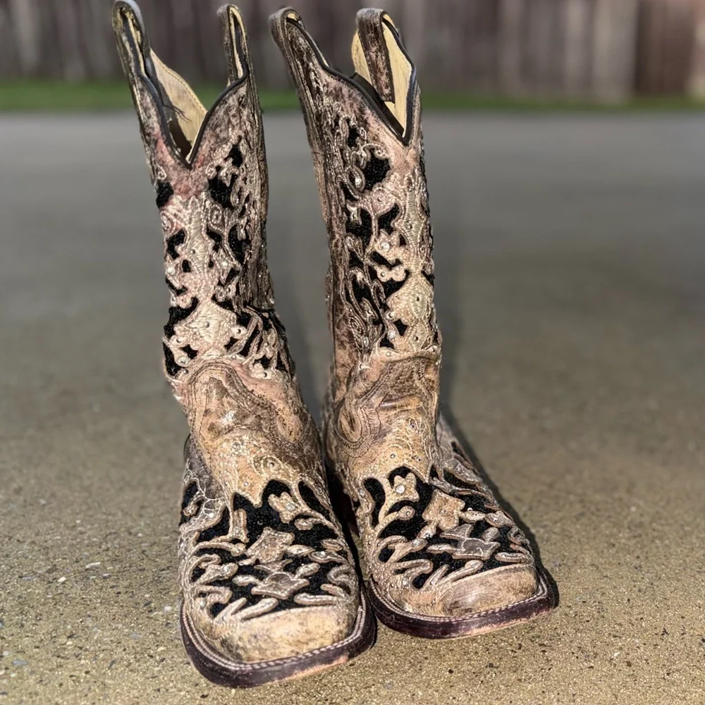 Corral Black and Tan Sequin Inlay Boots Boots - Picture 6 of 8